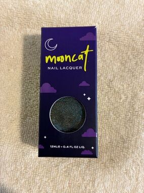 Mooncat Nail Lacquer / Monster Under Your Head Color